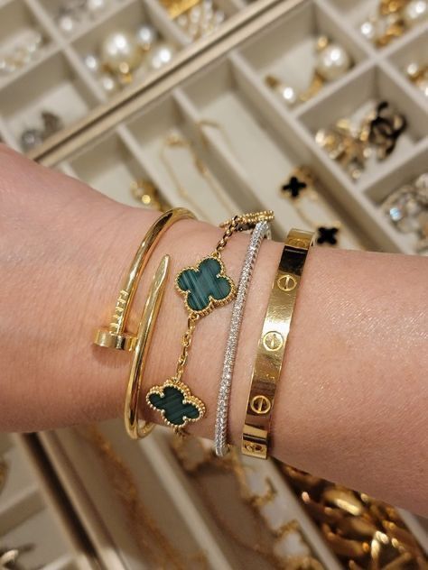 LUCKY GREEN FOUR-LEAF CLOVER BRACELET